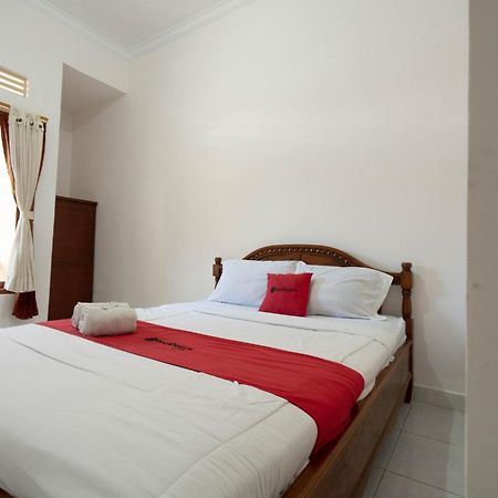 Reddoorz Near Buleleng Harbour 2 Hotell Singaraja Eksteriør bilde