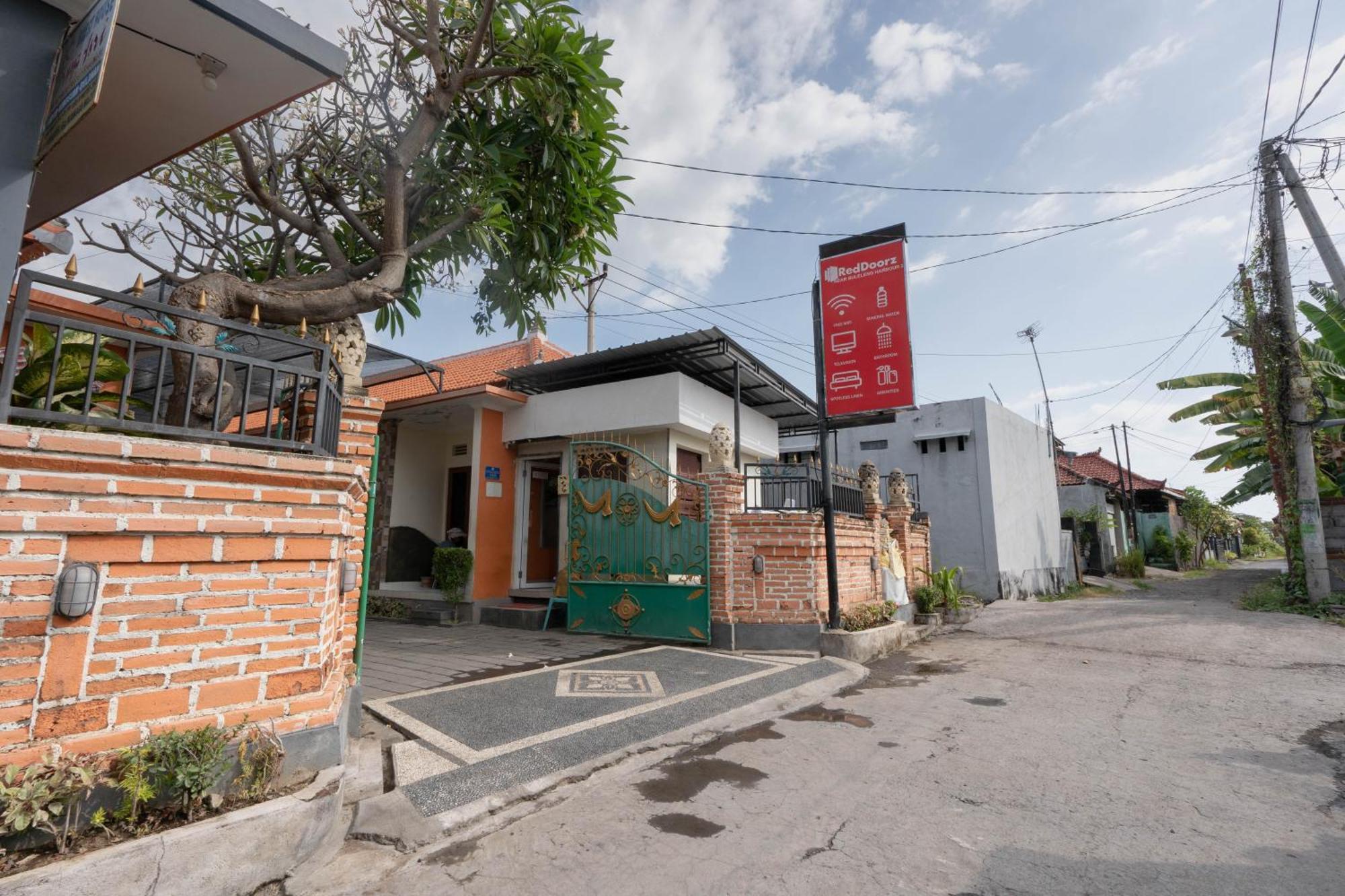 Reddoorz Near Buleleng Harbour 2 Hotell Singaraja Eksteriør bilde